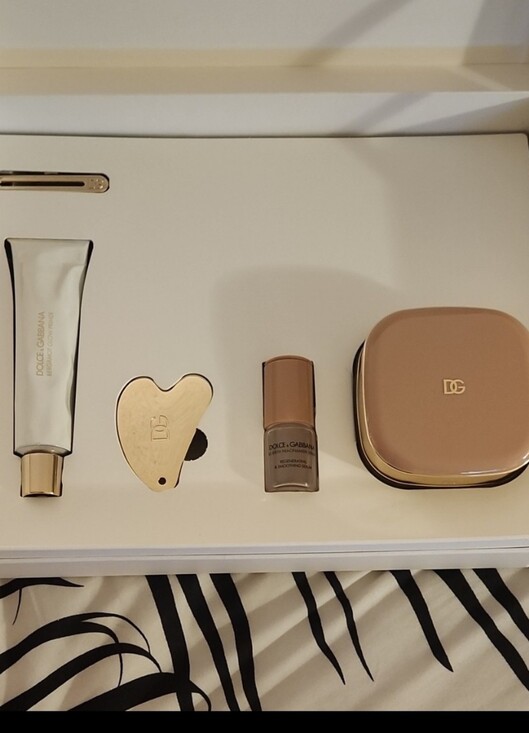 Dolce & Gabbana Other - Dolce&Gabbana Fresh Skin Gift Set